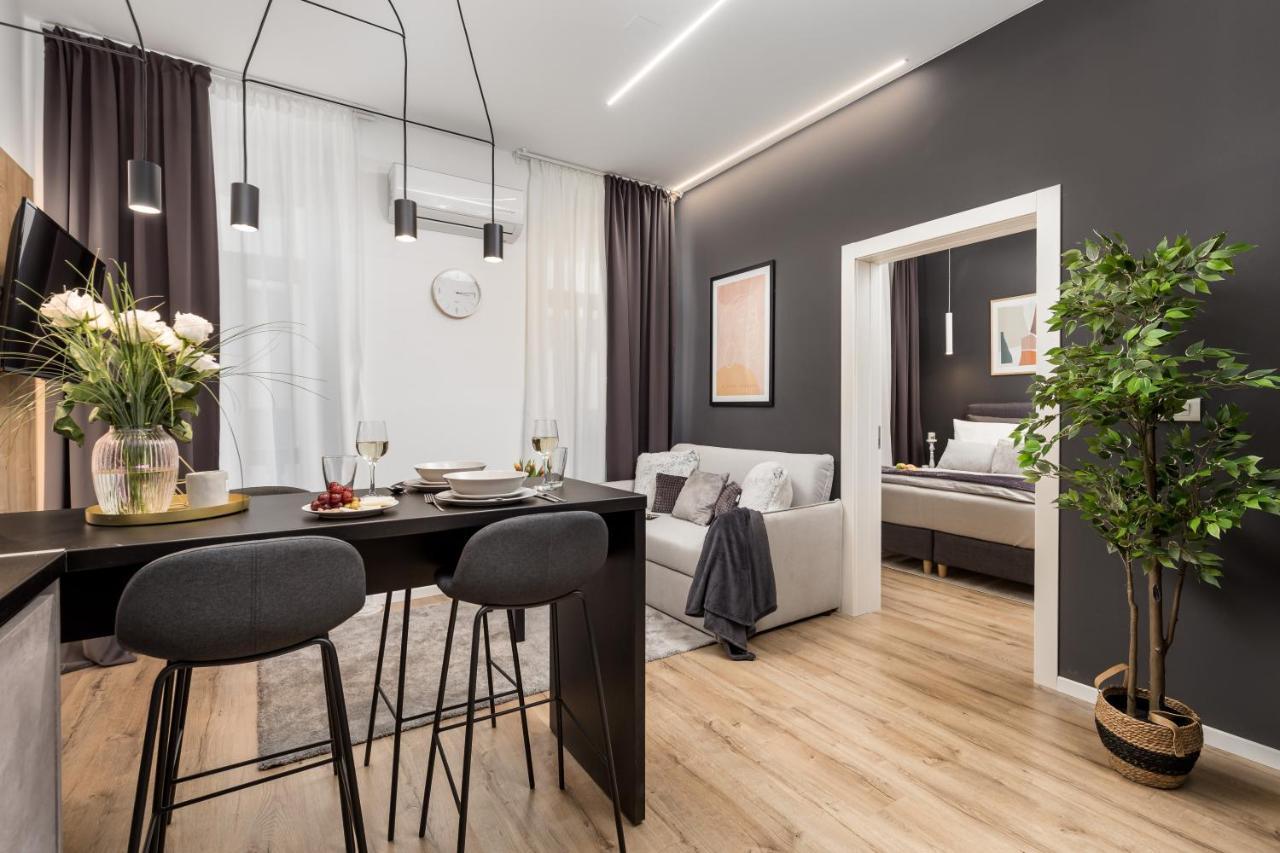 Saint Vitus With Balcony Apartment Rijeka
